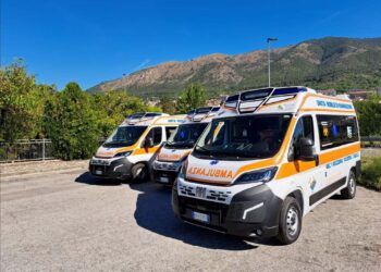 118, consegnate tre nuove ambulanze: prosegue l’ammodernamento della flotta della Asl 1