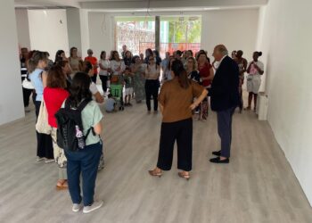 Scuola Michetti a Pescara: i genitori visitano i locali rinnovati con il vice sindaco e la dirigente
