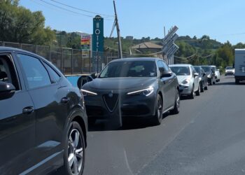 Tiburtina Valeria paralizzata dal cantiere: code chilometriche e automobilisti bloccati