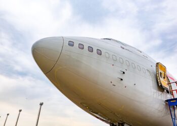 Dalla tradizione aeronautica all’era interattiva: il fascino del volo tra scienza e cultura popolare