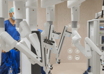Il chirurgo robot, in Abruzzo il record di 50 interventi ortopedici