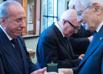 De Cecco riceve al Quirinale il distintivo d’oro per i 25 anni nell’Ordine al Merito del Lavoro