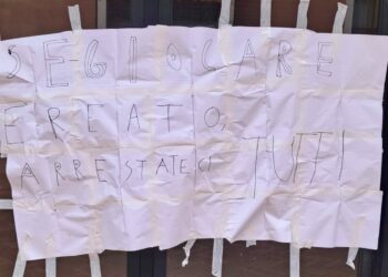 Cartello antigiochi di Viale Cappuccini, i residenti lancianesi scendono in piazza per protestare